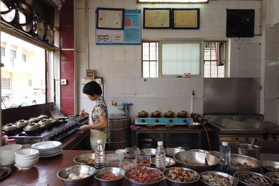 广州番禺暴雨最新情况及小巷特色小店探秘